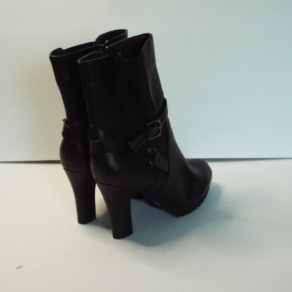 Pre-Owned Lane Bryant Womans Size 10 Wide Black Zip Up Round Toe Ankle Boots - Picture 3 of 10